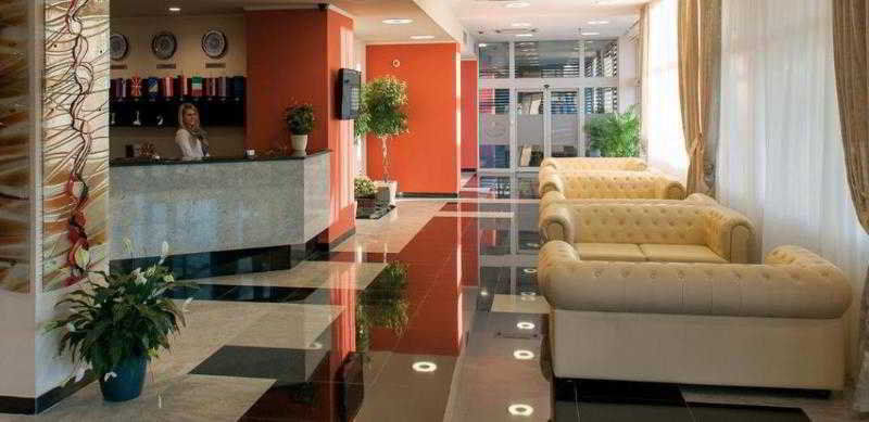 Tcc Grand Plaza Hotel Skopje Exterior photo